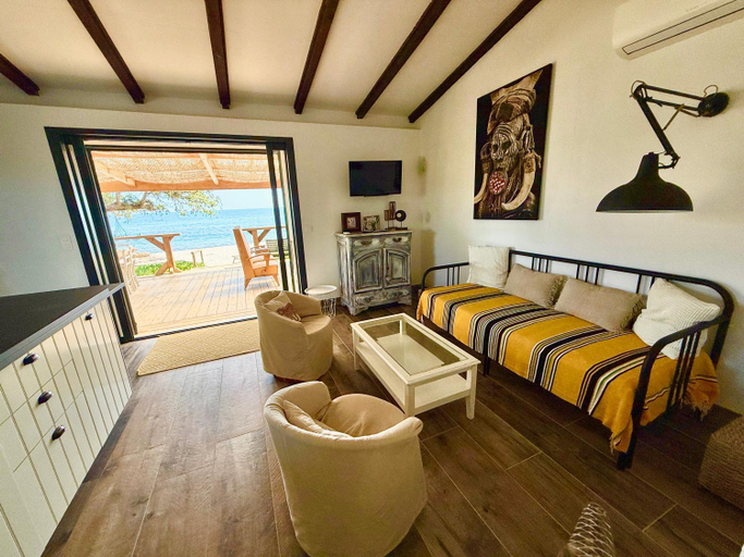 Others 2, Casamarina2a Maisons bord de mer, Haute-Corse