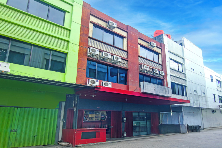 Front of property 3, Hotel O Bukittinggi near Jam Gadang formerly Hotel Aedo, Bukittinggi
