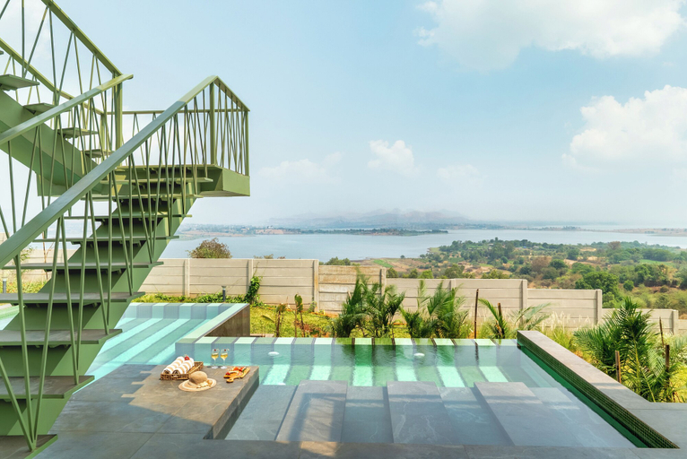 Pool, Verdantia, Nashik