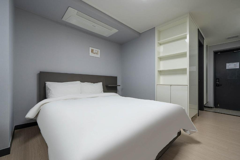 Bedroom 3, Myeongga Ubleth Hotel, Yeosu