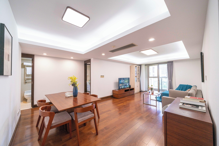 Living room 4, Tyms Premium 3BR 2BA Apt Walk to Metro, Shanghai