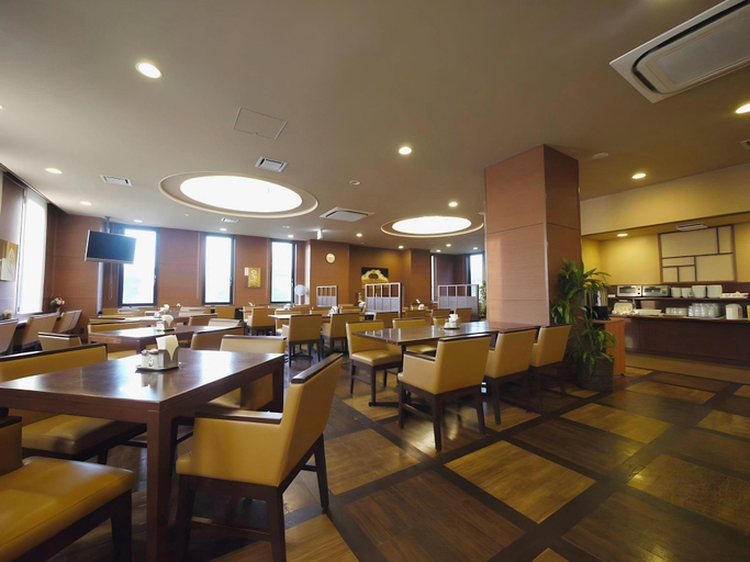 Food & Drinks 5, Hotel Route Inn Hisai Inter, Tsu