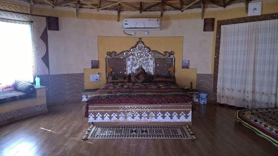 Others 4, Hotel Rudra Hills , Kachchh