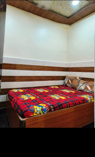 Room 2, Balaji sadan vrindavan AC Room, Mathura