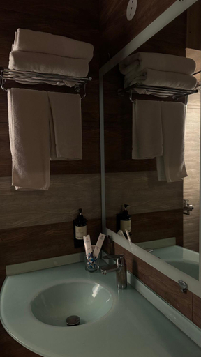 Bathroom 4, OBAN Hotel, Lahore