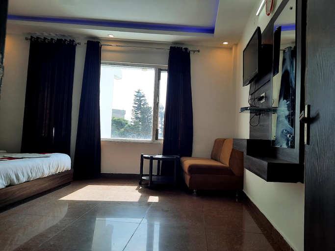 Bedroom 3, Hotel JP International, Reasi
