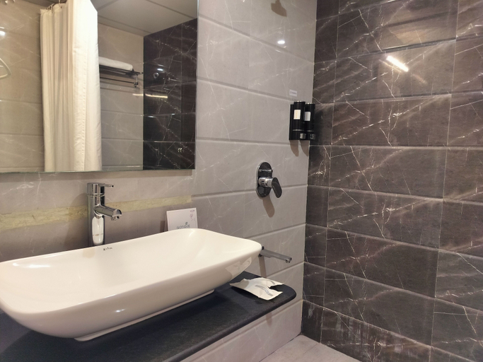 Bathroom 2, VITS SELECT BENGALURU, Bangalore