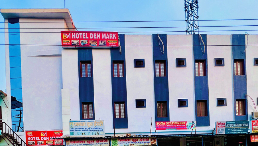 Exterior & Views, Hotel Denmark, Lucknow