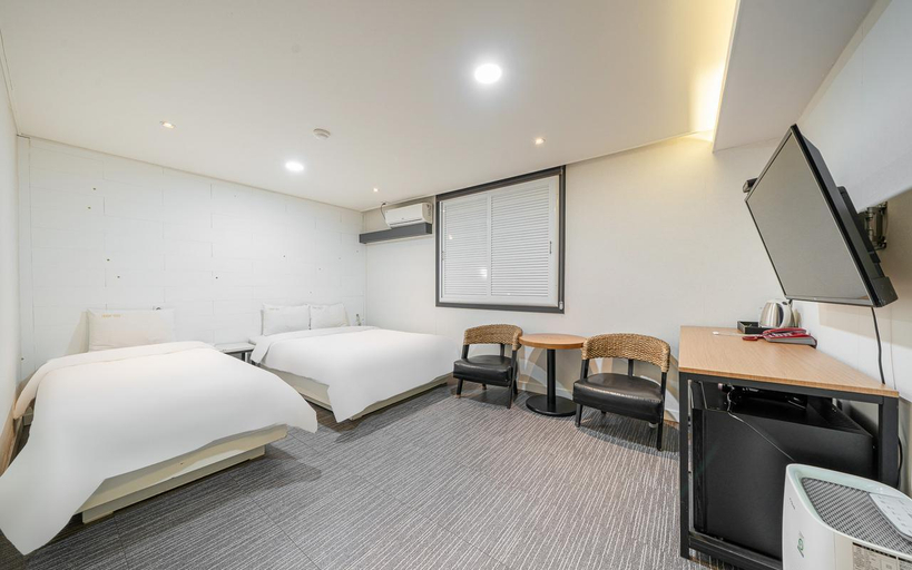 Bedroom 3, Yeosu Hotel YOU, Yeosu