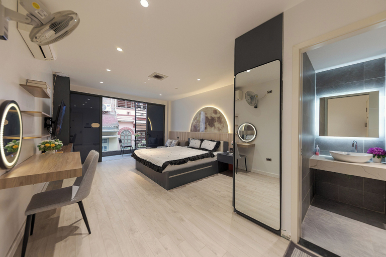Room 1, Moonlight Apartment, Cầu Giấy
