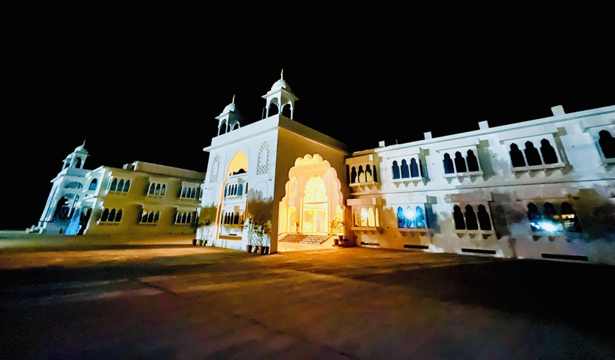 Front of property 4, Ramas Palace, Tonk