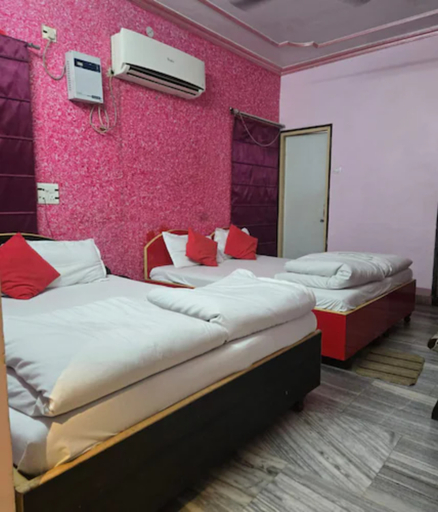 Others 5, Hotel Shri Ram International, Varanasi