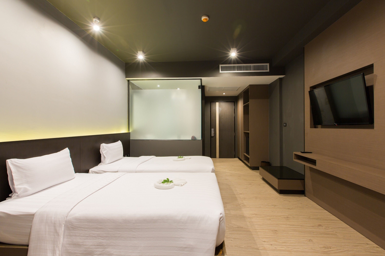 Bedroom 4, Maya Phuket Airport Hotel, Phuket Island