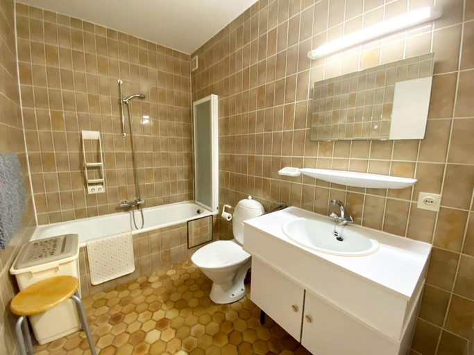 Bathroom 3, Apartment in Nieuwpoort by the Beach, West-Vlaanderen