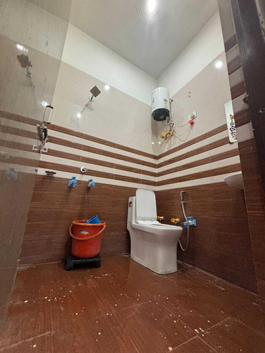 Bathroom 3, SHUKLA HOTEL, Kanpur Nagar