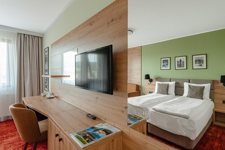 Bedroom 3, Pensiunea La Bella Vista, Dorna Candrenilor