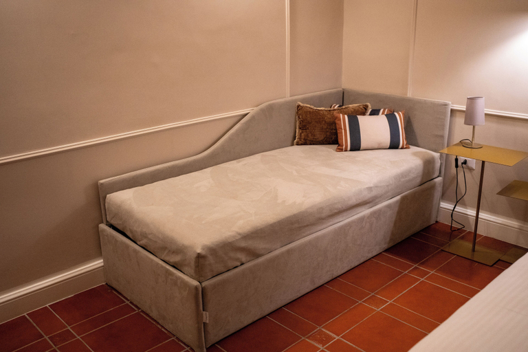 Bedroom 2, CASA ALMIKA PRINCIPE AMEDEO, Bari
