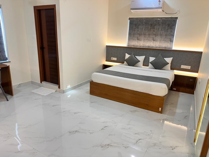 Room 3, Hotel Aurora Bliss, Hyderabad