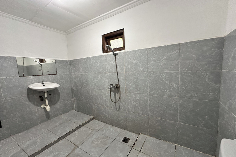 Bathroom 5, BB Homestay Two, Badung