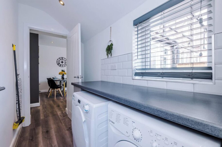 Private kitchen 2, 127 Minshull New Road, Cheshire East