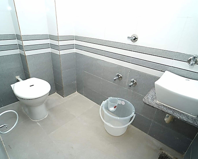 Bathroom, Hotel Nirali Rooms - Nexus Hospitality, Surat