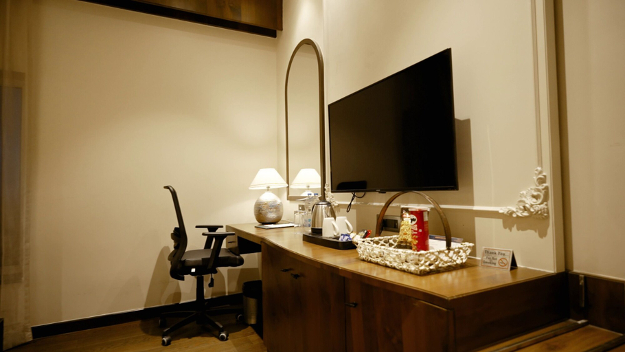 Room 5, HOTEL MANTIS & RESORTS MUZAFFARPUR, Muzaffarpur