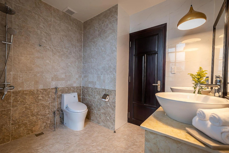 Bathroom 3, Hoi An Riverside Garden Villa, Da Nang