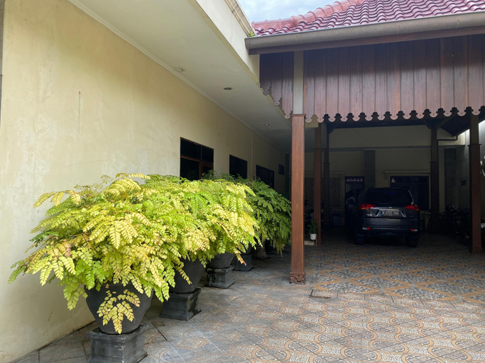 Exterior, Aldeoz Villa Ndalem Marwatan Solo, Solo