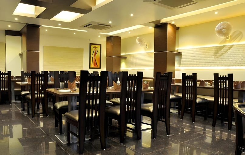Food & Drinks 5, Hotel Shree Narayana by Tia Hotels, Udaipur