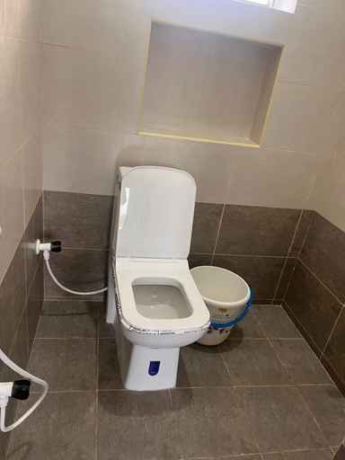 Bathroom 2, The Coconest, Coimbatore