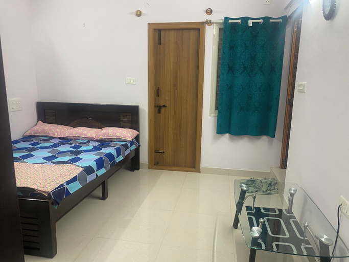 Room 1, Srilakshmi Nivasa, Bangalore