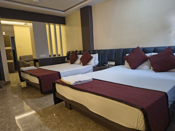 Room 4, HOTEL SIMLA, Darjiling