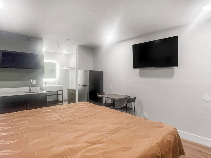 Living area 2, Value Suites Extended Stay, Sacramento