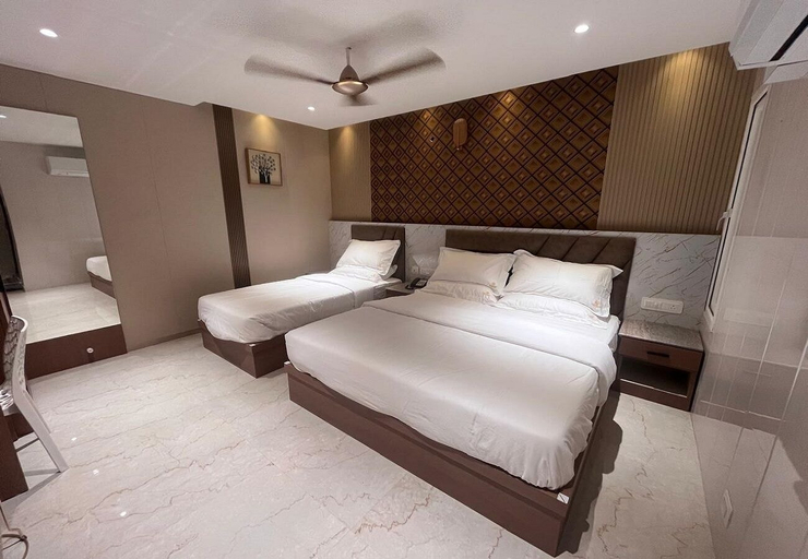 Room 2, Giri Comfort, Tiruvannamalai