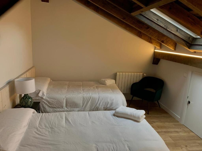 Bedroom 2, Otero de Campoo, Cantabria