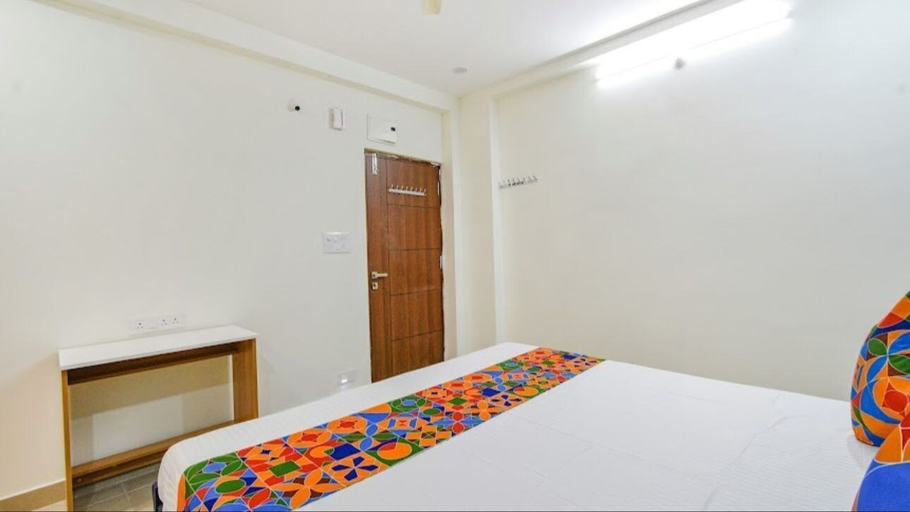 Room 2, Hotel Maski Suites, Hyderabad
