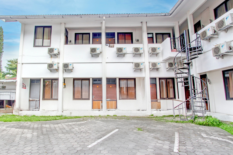 Lobby 2, OYO 94756 23 Residence, Sleman