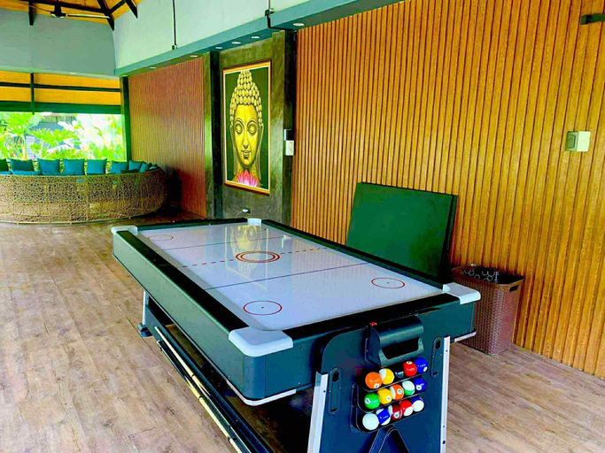 Billiards, The Bali Farm, Liliw