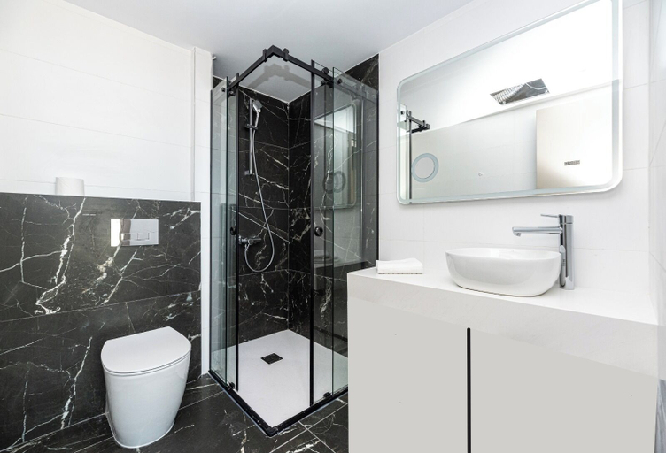 Bathroom, Warner Boutique Hotel, Larnaca