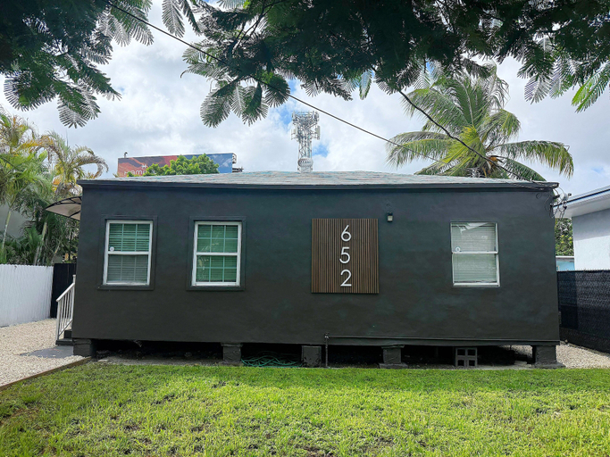 Exterior & Views 2, Wynwood Bungalows By Renzzi, Miami-Dade