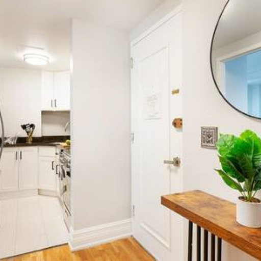 Room 2, 73-208 New 2BR 2bath UWS Doorman Gym, New York