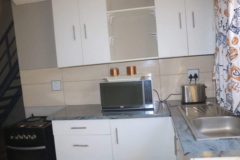 Others 5, Ferndale Confortable Apartments, City of Johannesburg