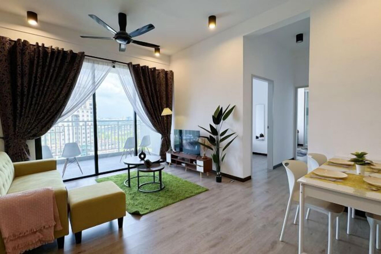 Living area 2, Putrajaya Antara Residence Air-Con Suite Facing Lake View, Kuala Lumpur