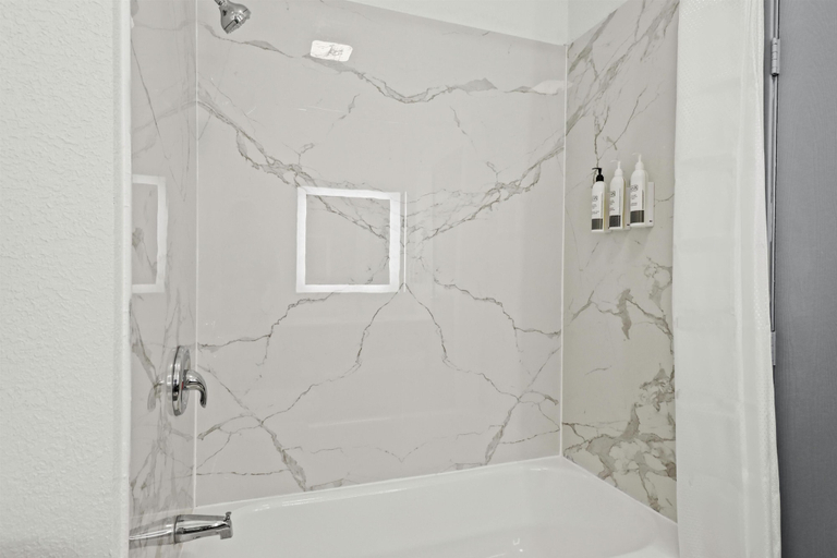 Bathroom 4, GrandStay Hotel & Suites, Oneida