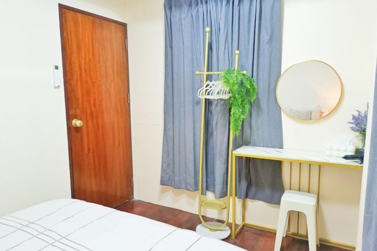 Room 2, Retreat House 81 - BTS Onnut, Wattana