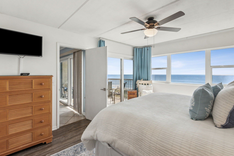 Bedroom 3, Direct Oceanfront Condo with Private Balcony by RedAwning, Nassau