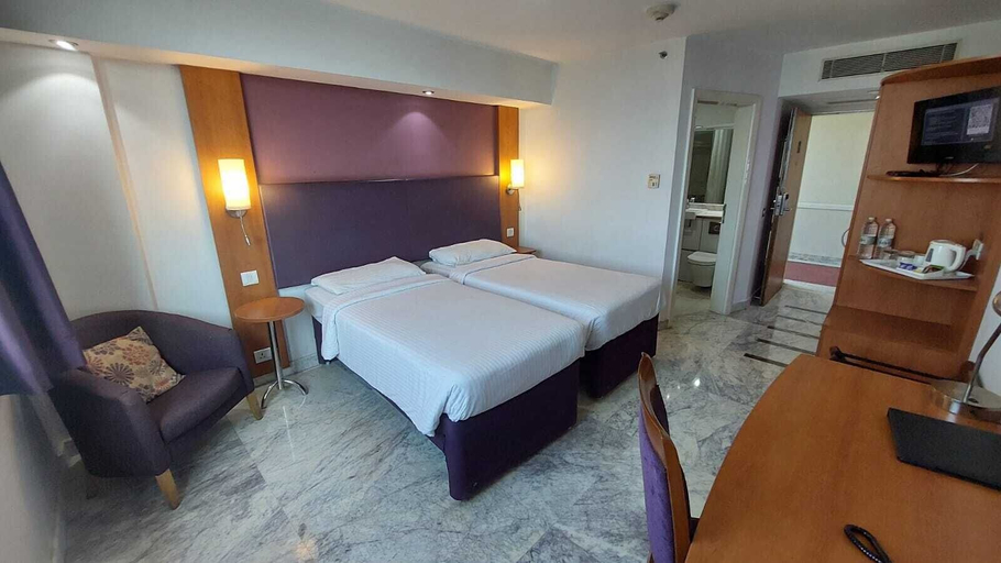 Room 3, DEVENTURE HOTEL, Delhi
