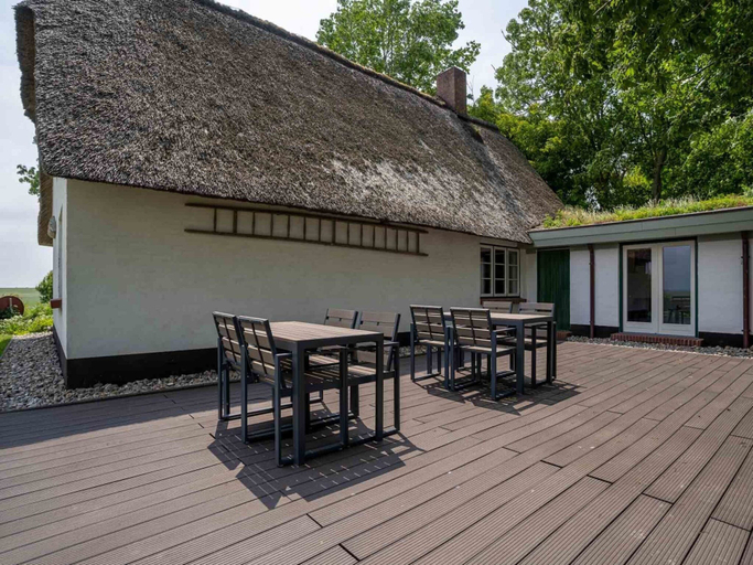 Exterior 3, Reetgedecktes Ferienhaus in Westerhever mit Sauna, Nordfriesland