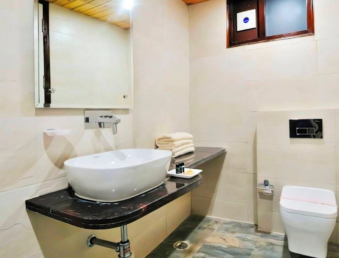 Bathroom 4, Hotel Rachna Tourist lodge, Delhi