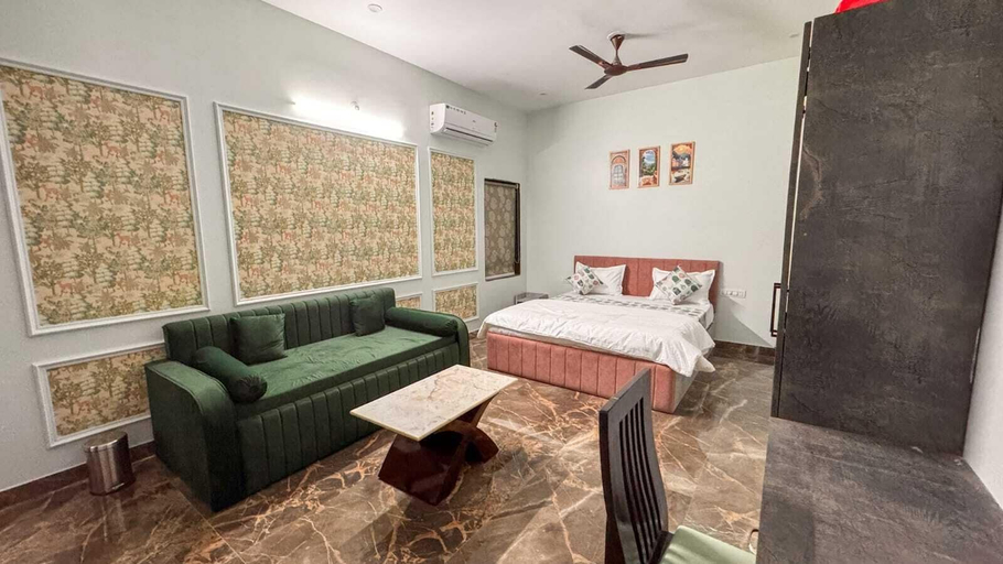 Room 5, Green Vista Farms, Udaipur